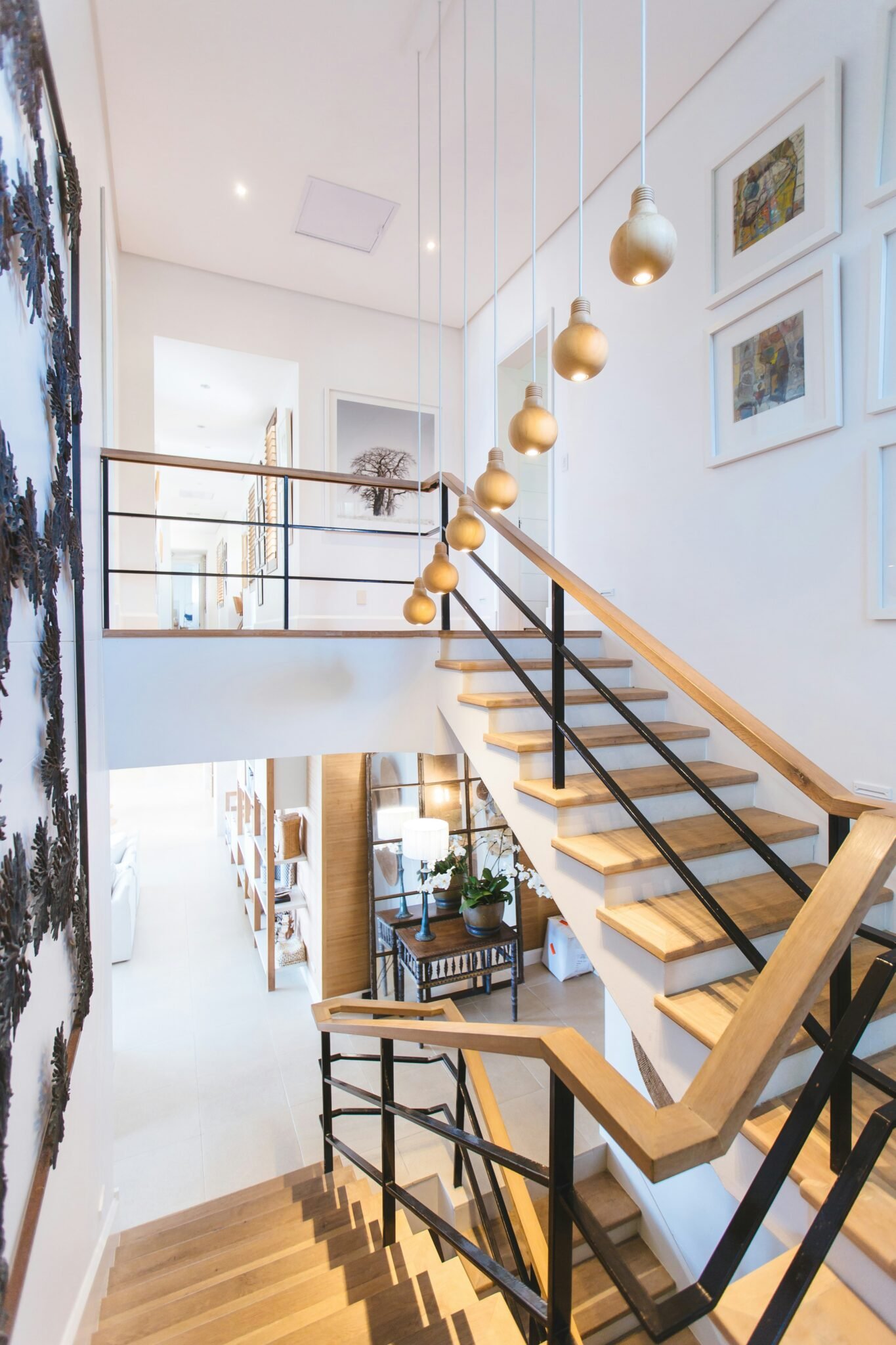 Intérieur maison escalier